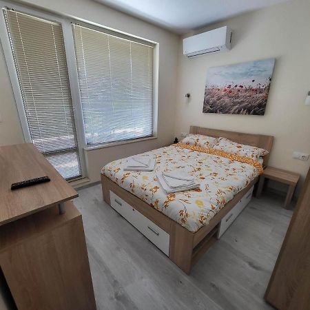 Nicky Holiday Flat Burgas Exterior foto