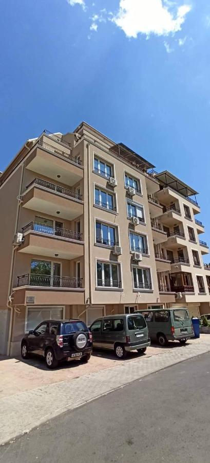 Nicky Holiday Flat Burgas Exterior foto