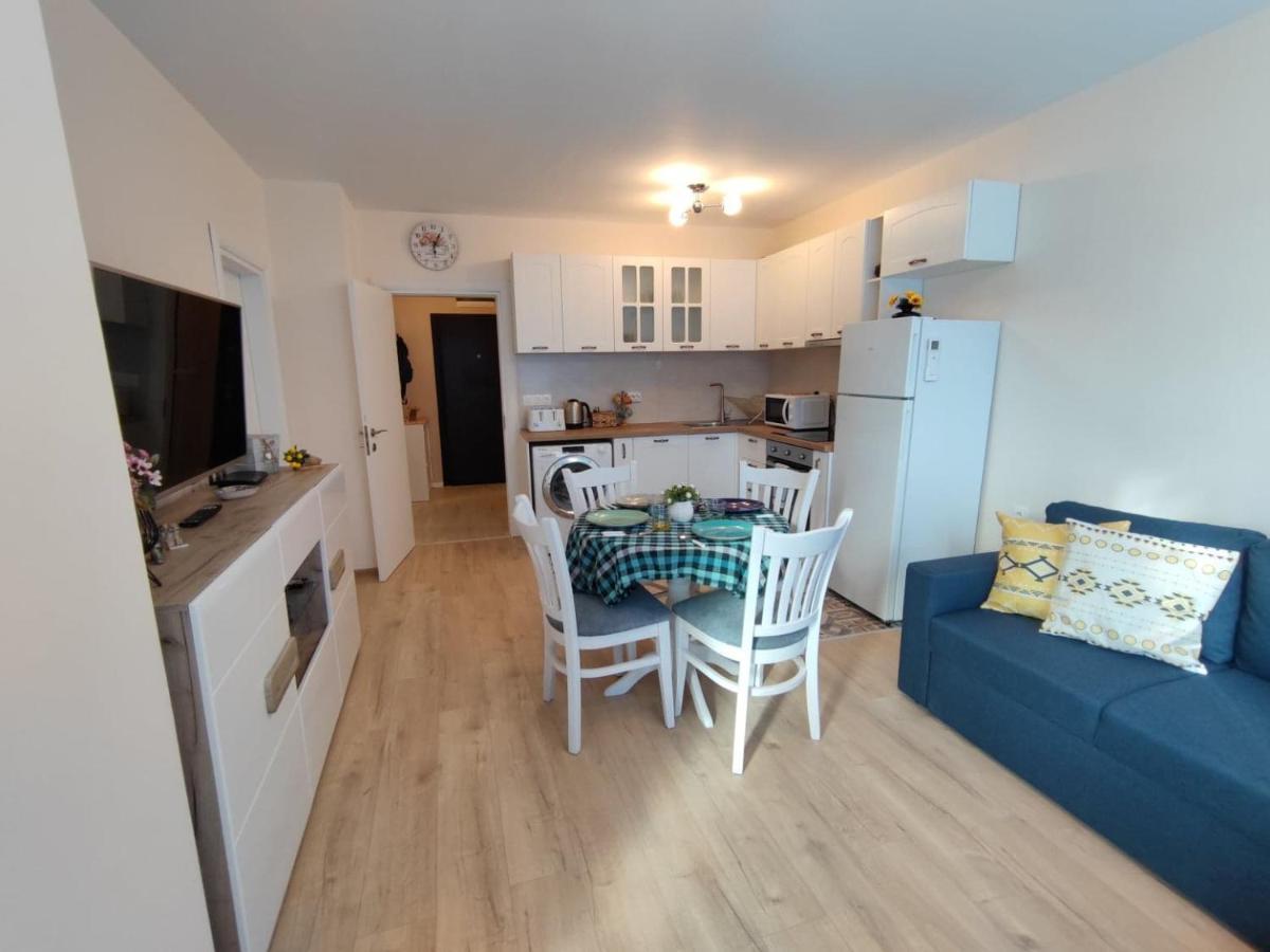 Nicky Holiday Flat Burgas Exterior foto